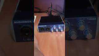 Presonus Audiobox USB 96 white noise hissing sound [upl. by Michaele]